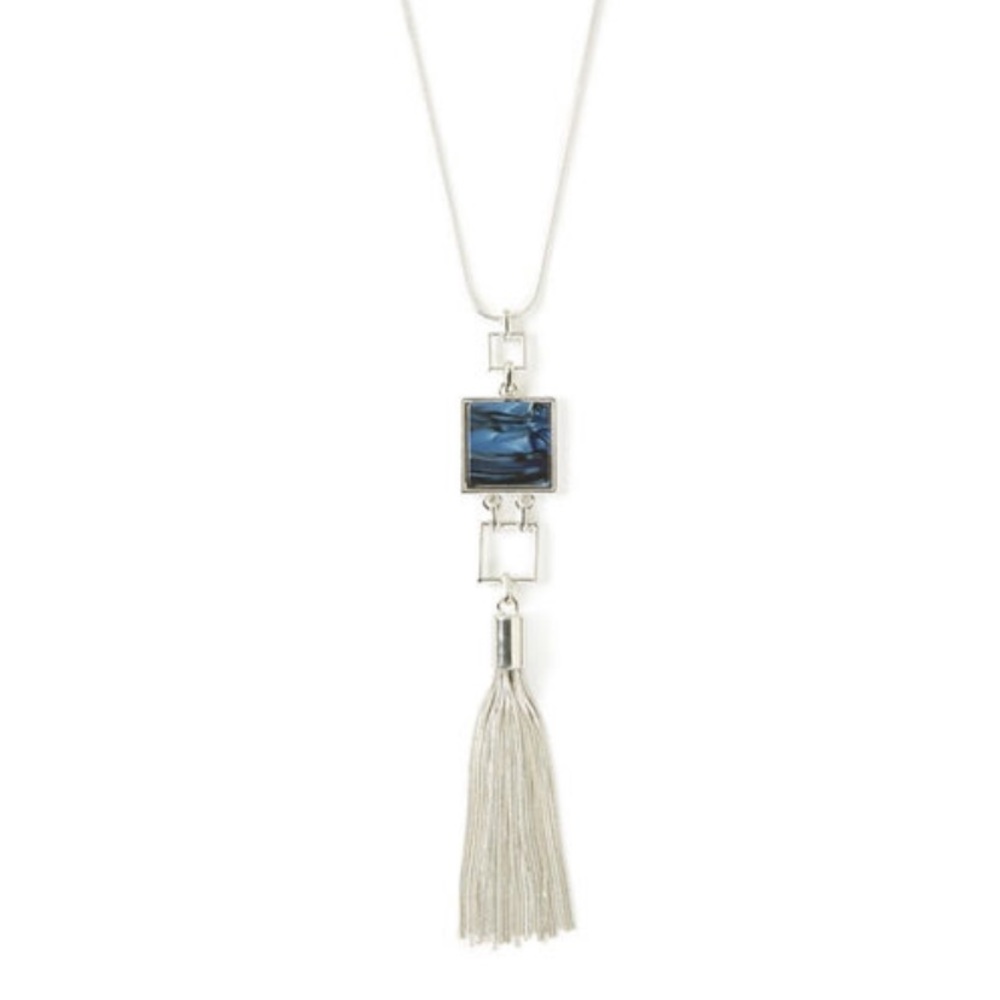 Tassel necklace
